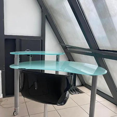 Daire Glass Flat *