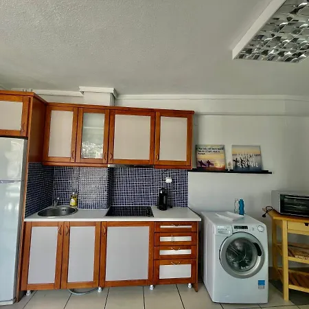 Glass Flat * Kavala